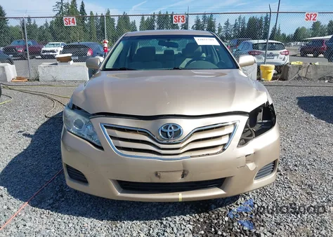 2011 Toyota Camry Le z USA, uszkodzony, nr VIN 4T1BF3EK8BU217967